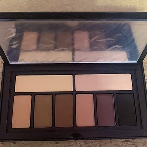 Smashbox Cover Shot matte eye shadow palette never used